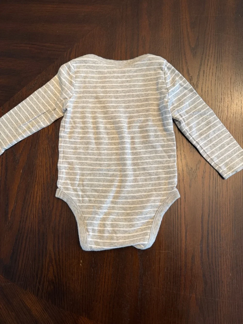GAP Baby 3-Pack Long Sleeve Bodysuits Onesies 6-12M Bundle